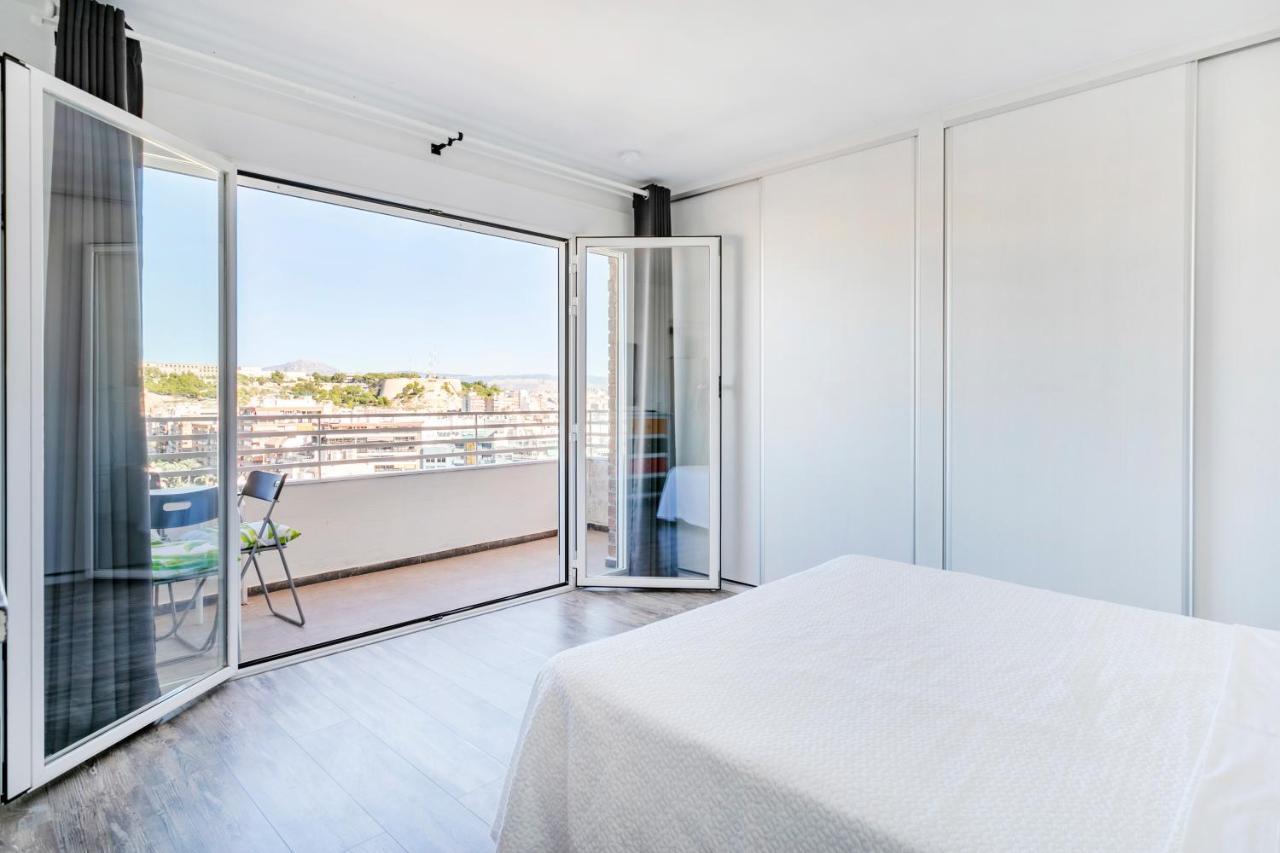 Beach Suite, City & Mountain View Alicante Exteriör bild