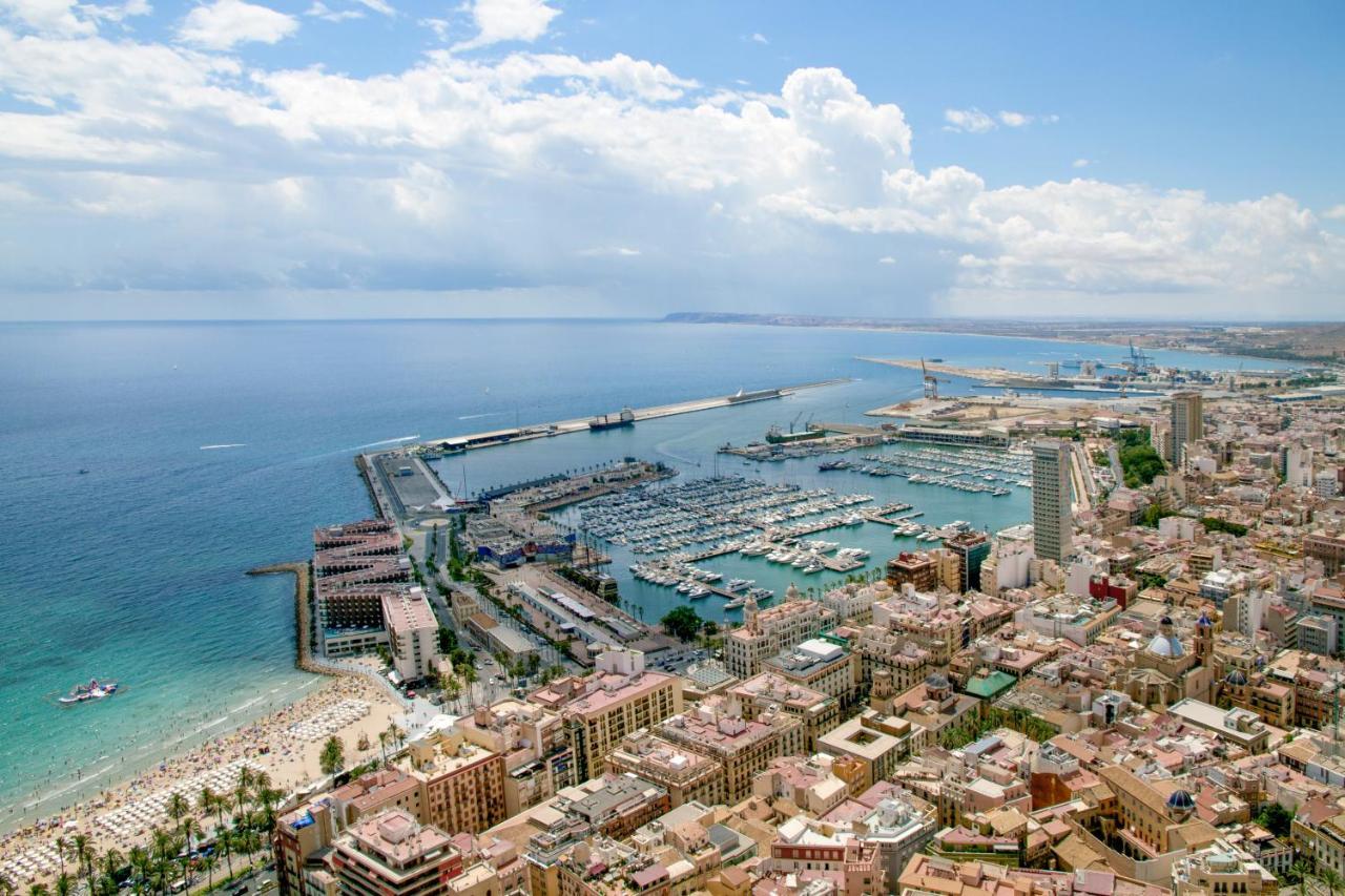 Beach Suite, City & Mountain View Alicante Exteriör bild