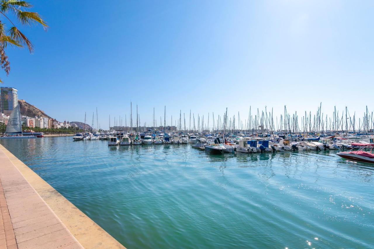 Beach Suite, City & Mountain View Alicante Exteriör bild